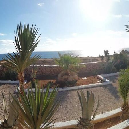 Appartement I Dammusi Di Pippo à Lampedusa Extérieur photo