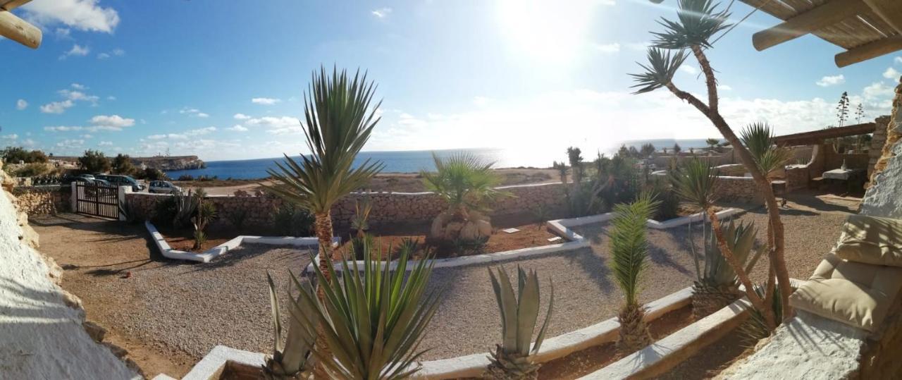 Appartement I Dammusi Di Pippo à Lampedusa Extérieur photo