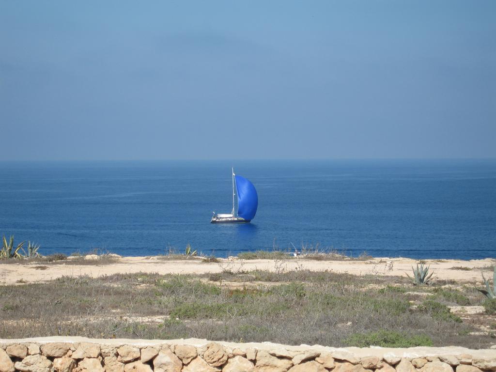Appartement I Dammusi Di Pippo à Lampedusa Extérieur photo