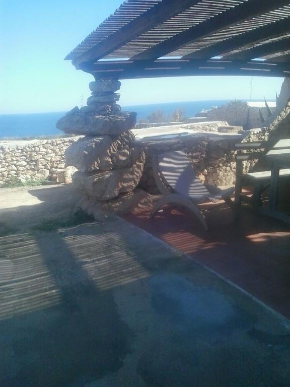 Appartement I Dammusi Di Pippo à Lampedusa Extérieur photo